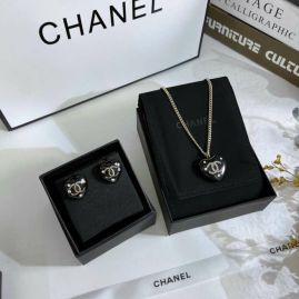 Picture of Chanel Sets _SKUChanelsuits1218016286